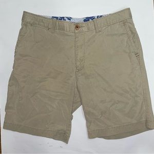 TOMMY BAHAMA Chino Khaki Shorts size 34”